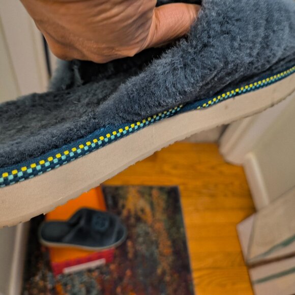 Tori Burch Fur slide - Picture 8 of 8